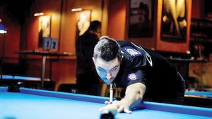 Bilă albă pentru sportul care te face să depășești orice pasă neagră