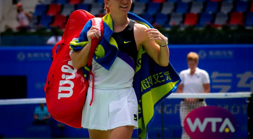 Simona Halep s-a calificat în turul 2 la Beijing. Victorie lejeră pentru eleva lui Daniel Dobre în fața suedezei Rebecca Peterson