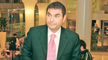 "Țălnar mi-a zis că n-are așa mare nevoie de Leonardo!** Pentru ce să-i dau 20.000 de EURO pe lună?"