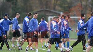 Sabău: "Campionatul e mai important**, dar sper să câștigăm cu Ajax"
