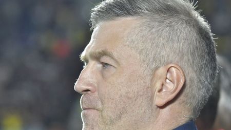 Probleme mari pentru Edi Iordănescu înaintea meciurilor amicale cu Slovenia și Republica Moldova! Selecționerul a primit o veste care l-a făcut să plece de urgență în Spania. Ce s-a întâmplat | EXCLUSIV