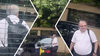 Mihai Stoichiță, ajutat de muncitori să sară șanțul! Strada unde locuiește e „spartă” cu lucrări de reabilitare