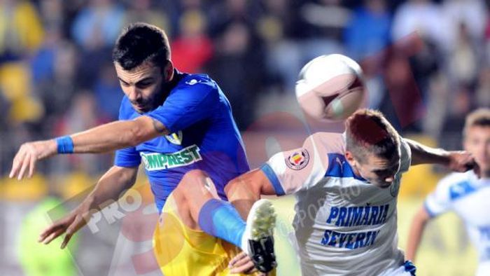Tot Bokila!** Rednic salvat de schimbări, penalty ratat de Moutinho: Petrolul-Severin 1-0! 'Lupii' urcă pe '5'