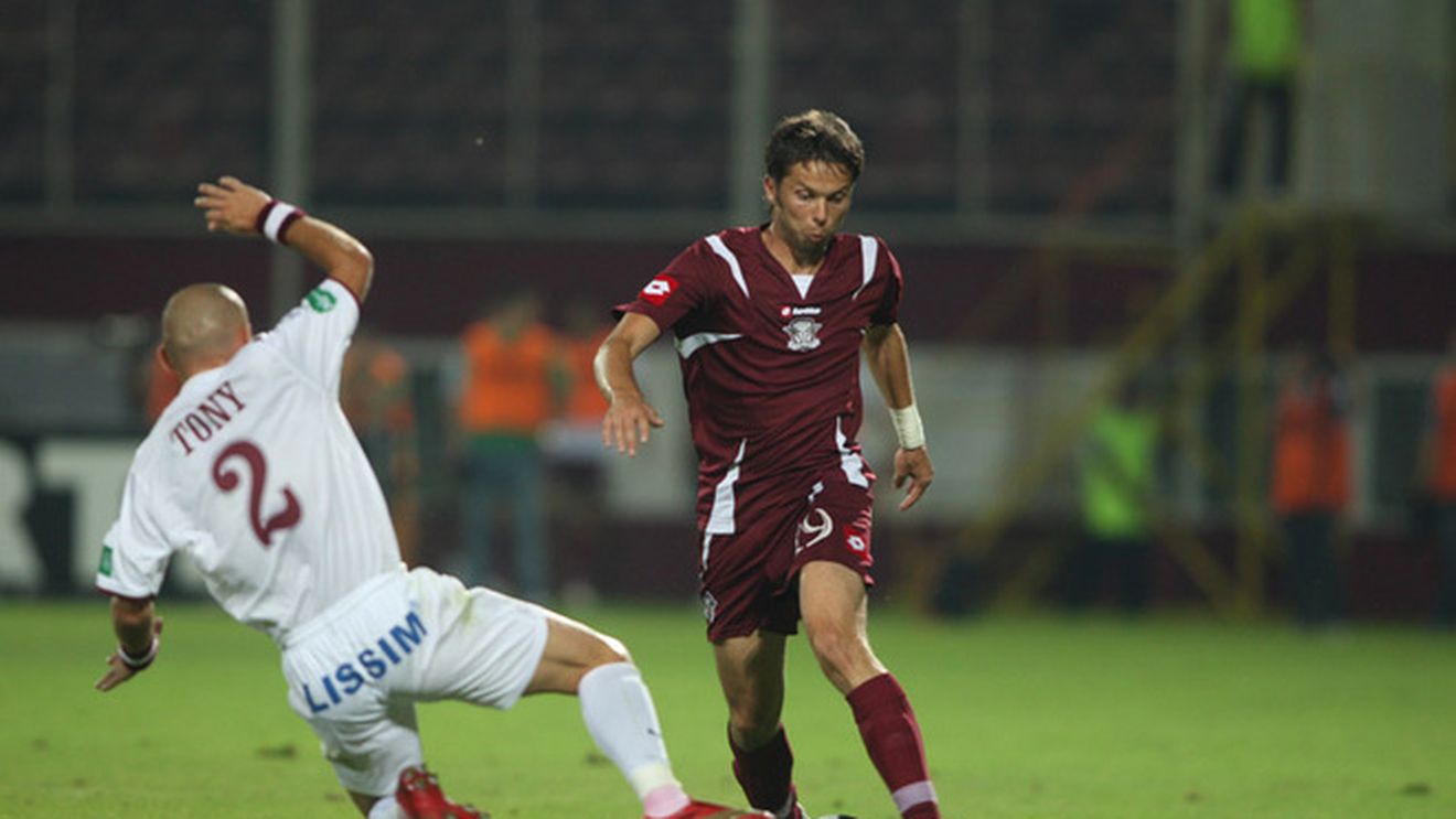 "Regret că Bozovic nu înțelege că trebuie să fie lângă echipă!** Rapid are nevoie de el!"