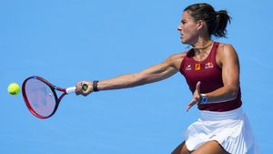 L-a făcut de râs pe tatăl ei după ce acesta a cheltuit 260 de milioane de dolari pentru a o vedea fericită