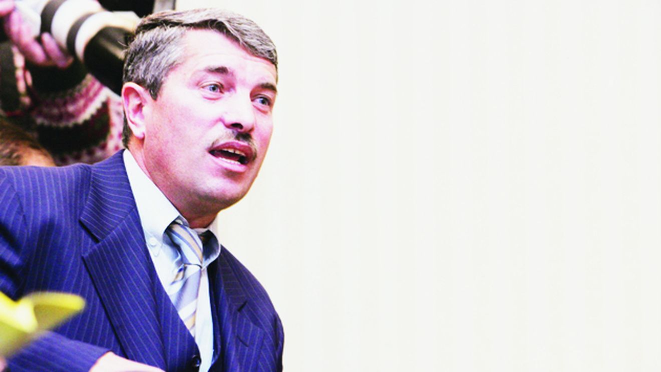 Vasile Avram e frate cu Mitică! Arbitrii, cazați la hotelul lui Dragomir!