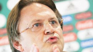 Renaște Craiova?** "Clubul poate solicita primirea licenței! Organele abilitate din FRF vor hotărî dacă o va și primi"