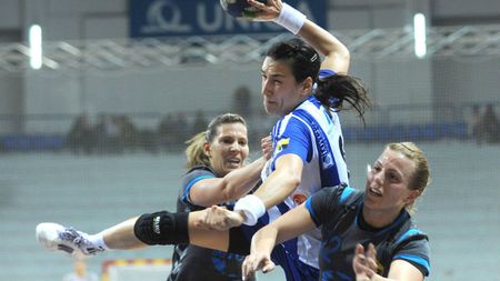 Cristina Neagu a dat lovitura cu Buducnost. Echipa muntenegreană s-a calificat în semifinalele Ligii Campionilor din "grupa morții"