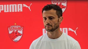 România, problema lui Dinamo. Anunț despre transferurile de top care se lasă așteptate: „Primul nostru impediment ăsta este”