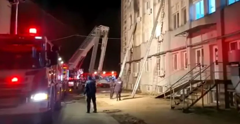 Incendiu violent la spitalul din Piatra Neamţ! Zece persoane au decedat. De la ce a pornit focul