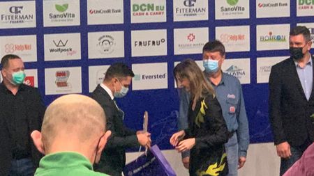 Ana Maria Popescu a plâns la Gala FR de Scrimă! „Am albit mulți oameni, tocmai ăsta este motivul pentru care n-aș vrea să devin antrenor" + Ce ofertă de muncă i s-a făcut live | VIDEO