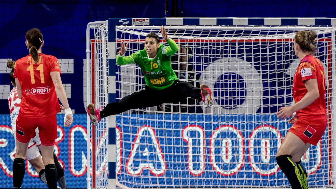 LIVE BLOG | România - Ungaria 29-31. Pierdem după ce Cristina Neagu s-a accidentat grav, dar mergem la Paris pentru o semifinală de gală! Cum s-a terminat Olanda - Germania, meciul care ne-a trimis în lupta pentru aur