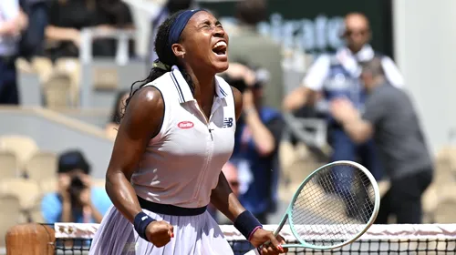 Coco Gauff a avut parte de o atmosferă ostilă în sferturile Roland Garros, dar a găsit puterea să glumească: „La asta mă gândeam când eram în baia de la vestiare!”