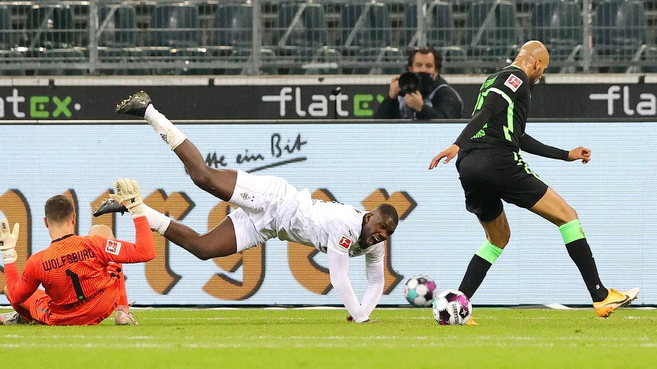 Marcus Thuram a fost la un pas să rateze meciul dintre Inter și Borussia Monchengladbach, după ce și-a uitat acasă cartea de identitate. La ce soluție inedită a apelat jucătorul francez | FOTO