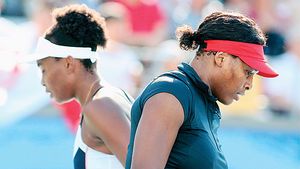 Venus și Serena vor să cânte: „New York, New York"