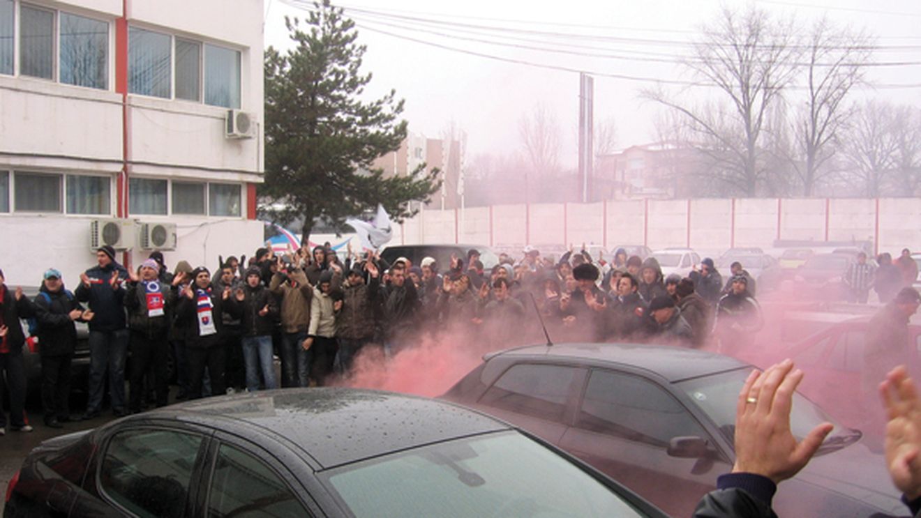 Show la reunirea Oțelului