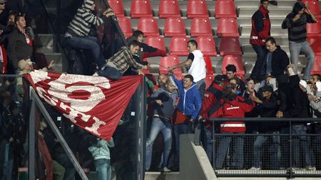 Ultrașii amenință:** "Dacă vă mai prindem prin cluburi, vă facem viețile un calvar!"