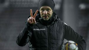 Bogdan Lobonț e apărat în scandalul cu Robert Niță chiar de un rival de la Steaua: „Mulți din România nu au ajuns cu televizorul pe unde a jucat el”. VIDEO