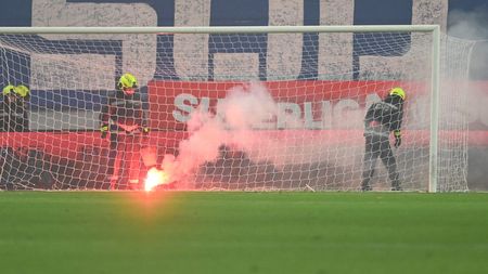 S-a lăsat din nou cu amenzi şi interdicţii după derby-ul Craiovei. Ce sancțiuni a dat Jandarmeria