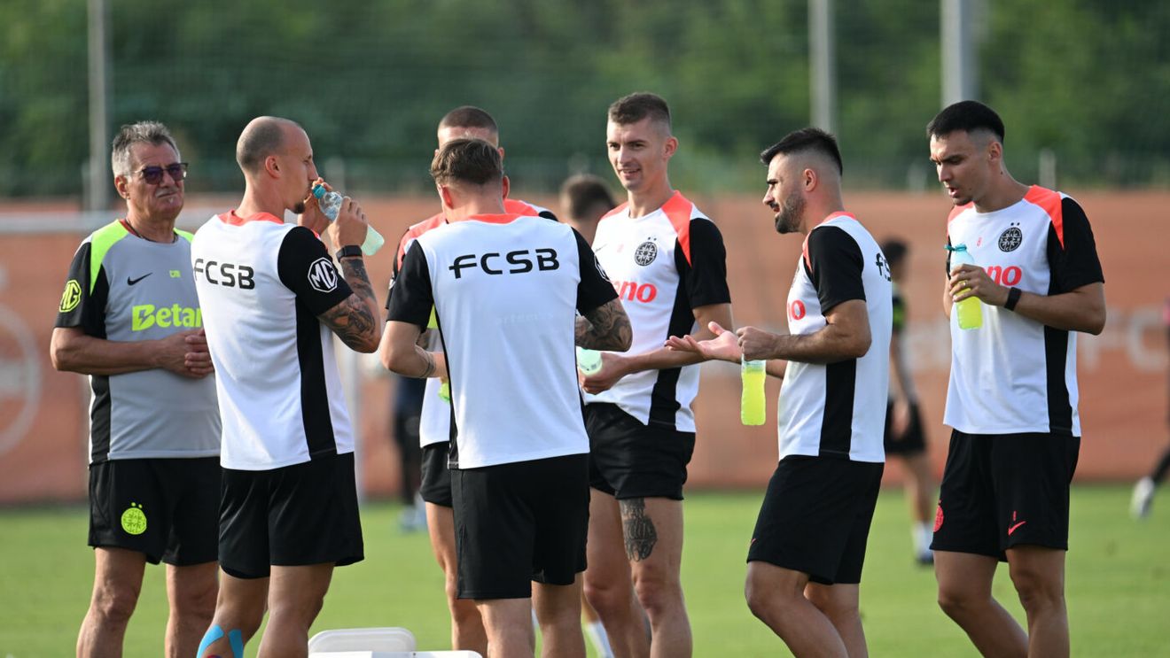 Fotbaliștii FCSB au făcut ședință în vestiar. Ce efect au criticile lui Gigi Becali: „În subconștient, ajunge puțin”