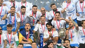 Culisele transferului făcut pe axa Craiova - Steaua: „Eu am insistat să vină!”. EXCLUSIV