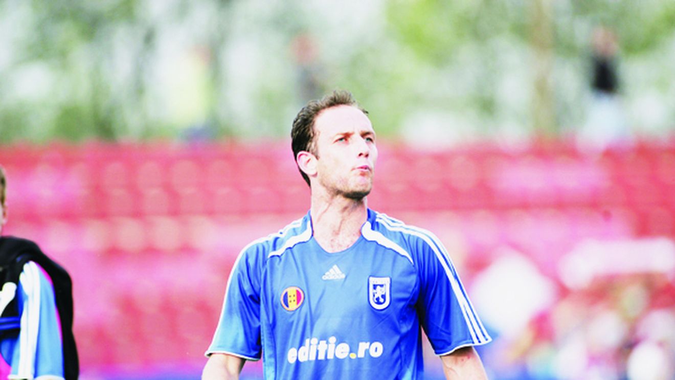 Răfuială ca-n "Zorro"!** Tensiuni la Craiova între ivorian și Dorel Stoica