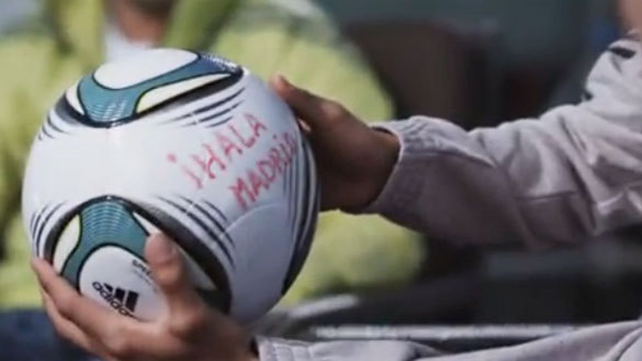 VIDEO "Visca el BarÃ§a" vs. "Hala Madrid"!** Un clip superb inspirat de finala de vis dintre Real și Barcelona