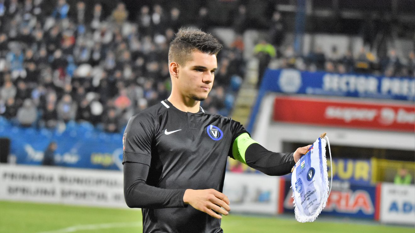 Ianis, pe urmele tatălui? "Nu cred că i s-ar potrivi Italia. În Spania se joacă mai deschis". De ce nu a vândut încă Hagi din acțiunile Viitorului