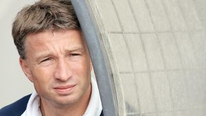 "Vreau la Steaua, dar nu la vară!"