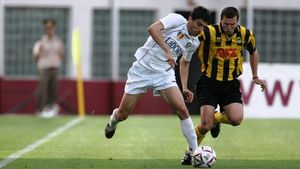 A jucat cu marele Juve, acum e internat la Psihiatrie!** "Probabil e de la cât am dat cu capul"