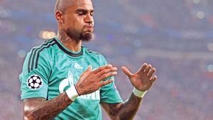 Tensiuni la Schalke! Nemții au început prost în Bundesliga, 
dar o victorie cu Basel i-ar transforma în favoriți la calificare