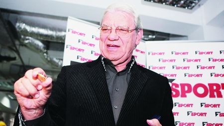 Emeric Ienei a pus lupa pe meciul FCSB - Plzen: "E mai valoroasă, mai închegată!". Sfat pentru Dică: "La echipă numai tu ești stăpân"