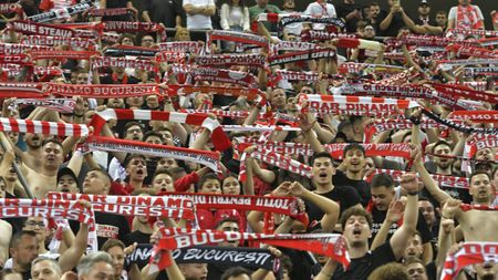 Serviciu? Școală? Dinamo este peste toate! Povestea superbă a unui „câine” de 60 de ani: „L-am înmormântat pe tata și peste nouă zile am fost pe stadion”. VIDEO