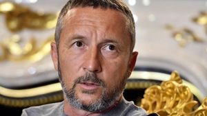 Dezvăluiri despre cel mai puternic căpitan din Ghencea! Mihai Stoica: „La Steaua veneau singuri jucătorii care întârziau şi puneau bani acolo”