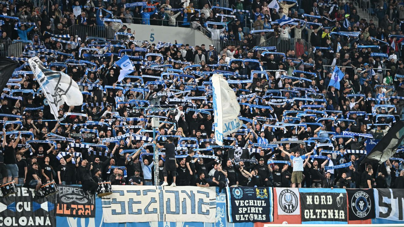 Universitatea Craiova a anunţat venirea lui Băluţă cu o fotografie a acestuia în galeria olteană: „E un vis devenit realitate”