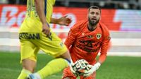 Scene şocante la Petrolul – Rapid 0-2. Zima a sărit la bătaie cu un rival