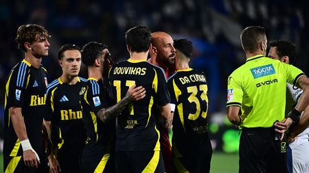 Eliminat la ultimul meci din carieră. Final trist pentru un campion mondial, care spune adio fotbalului