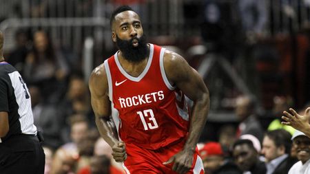 Houston Rockets, liderul Conferinței de Vest, a obținut a șaptea victorie consecutivă. Rezultatele înregistrate luni în NBA