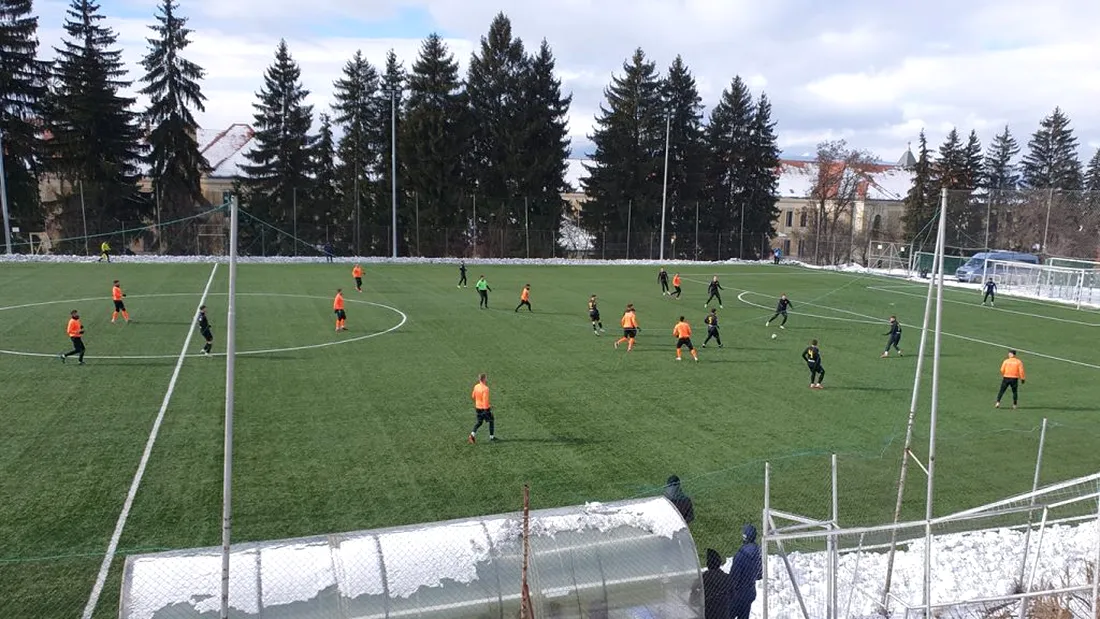 FC Brașov a făcut spectacol în amicalul cu AFC Odorheiu Secuiesc, sub privirile lui ”Limoniu”. Mutu a parat un penalty