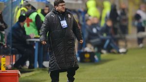 Pustai: "Suntem la 3 puncte de un loc salvator. Am pornit cu un mare handicap, la începutul pregătirile trebuia să ne dăm de două ori jos din autocar pentru a putea să ne numărați"