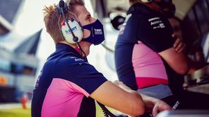 Formula 1: pilotul Sergio Perez, testat pozitiv și săptămîna aceasta cu coronavirus! Nico Hulkenberg îl înlocuiește iarăși la Silverstone și caută loc de muncă pentru 2021