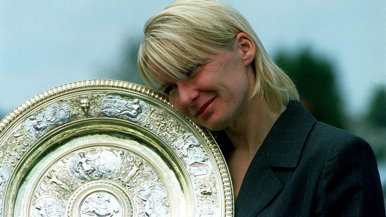 A ajuns în finală la Wimbledon şi a dezvăluit cum a motivat-o drama legendarei campioane Jana Novotna, care a murit la doar 49 de ani de cancer ovarian