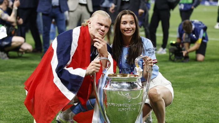 „Vor fi mai mari decât David şi Victoria Beckham”. Erling Haaland şi iubita lui sunt considerați noul power couple al planetei