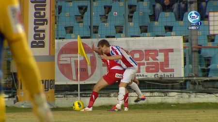 Decizia care i-a scos din minți pe "câini"!** FOTO Faza pentru care Niculae a fost eliminat! "Mă așteptam să ne arbitreze Paszkany" "Arbitraj la comandă"