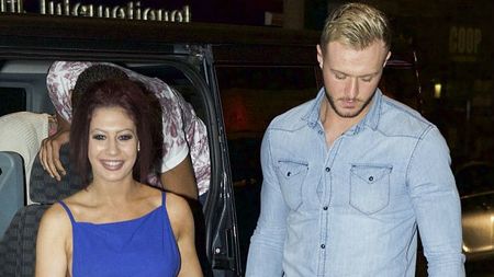 Chloe November a cochetat cu mai mulți jucători din Premier League, acum s-a făcut de râs definitiv: cum s-a îmbrăcat