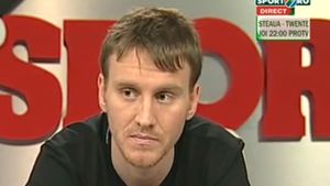 Avantaj pentru olandezi:** "Twente se va adapta mai bine la gazonul de pe Național Arena"