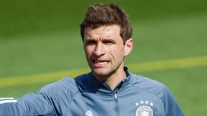 Casa vedetei bavareze Thomas Muller a fost spartă în timpul partidei dintre Bayern Munchen și Barcelona