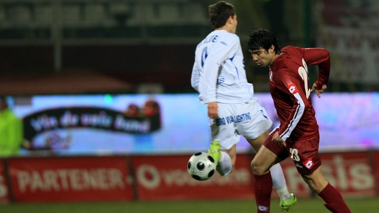 Chemat de Lucescu jr la națională,** M. Constantin a fost schimbat după doar zece minute de Hizo!