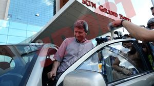 Dinamo și-a găsit antrenor pentru noul sezon: Negoiță s-a înțeles cu Mulțescu! EXCLUSIV: Cu cine va lucra