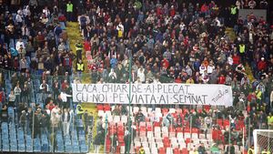 Becali: "Galeria Stelei e formată numai din vagabonți!"